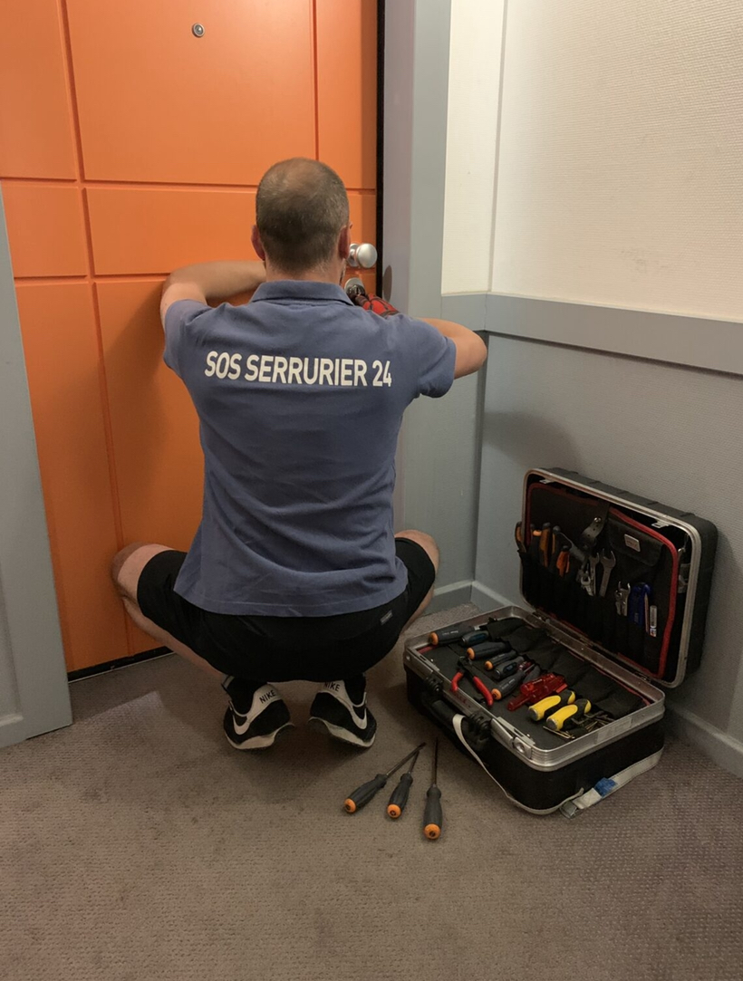 sos serrurier dépannage en serrurerie serrurier geneve dépannage portes, serrures, clés