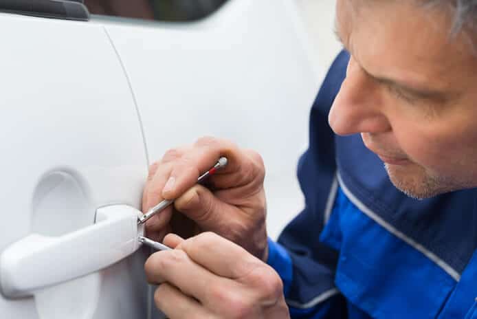 ouverture de porte de voiture sos serrurier 24 ouverture de la porte de voiture