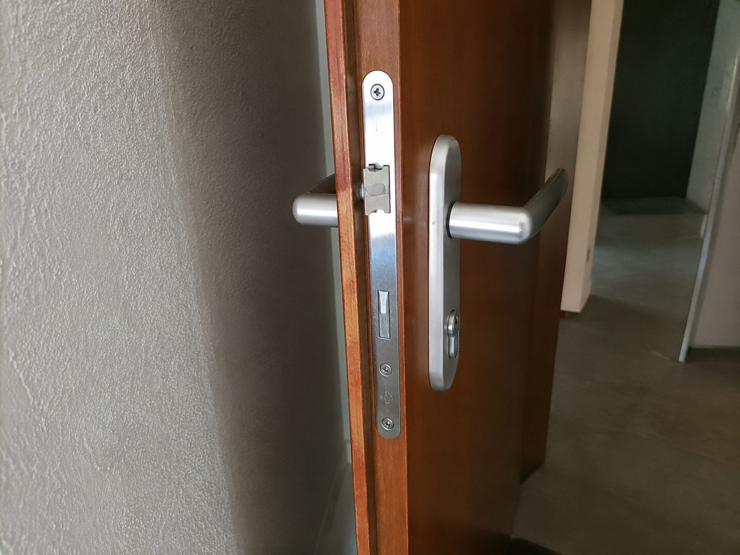 serrurier Servette Genève - ouverture de porte et dépannage 24h/24